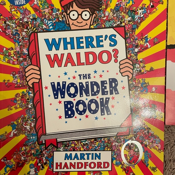 Where’s Waldo Bundle- Puzzle;poster;wonderbook - Picture 5 of 7